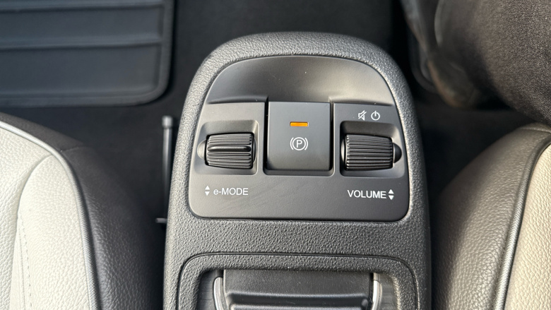 Fiat 500 87kW La Prima 42kWh 3dr Auto Electric Hatchback